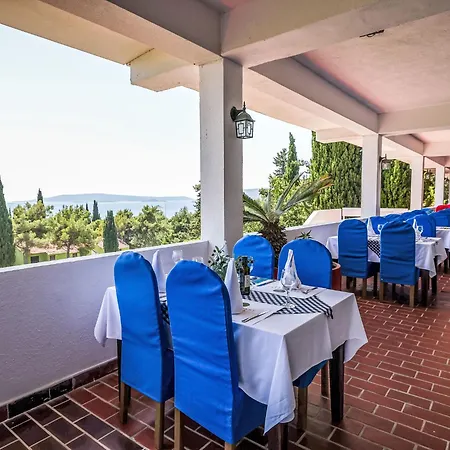 Medena-5 By Interhome Daire