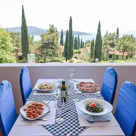 Medena-5 By Interhome Daire